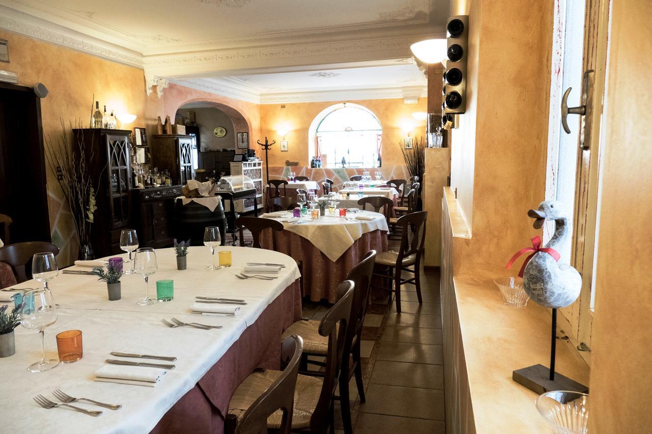 Albergo San Michele Мортара Экстерьер фото